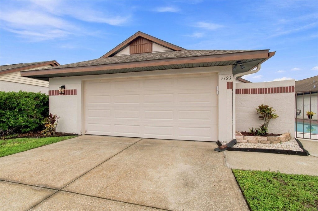 Photo of 7123 Silvermill Drive, Tampa, FL 33635 (MLS # TB8488026)