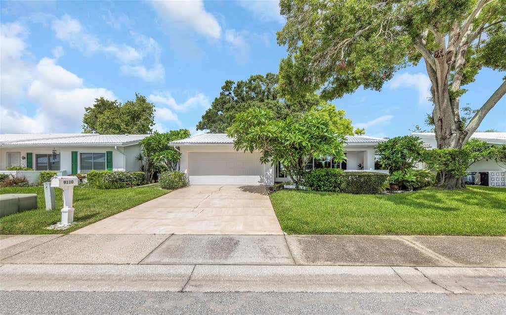 Photo of 9110 40th Way N, Pinellas Park, FL 33782 (MLS # TB8534934)