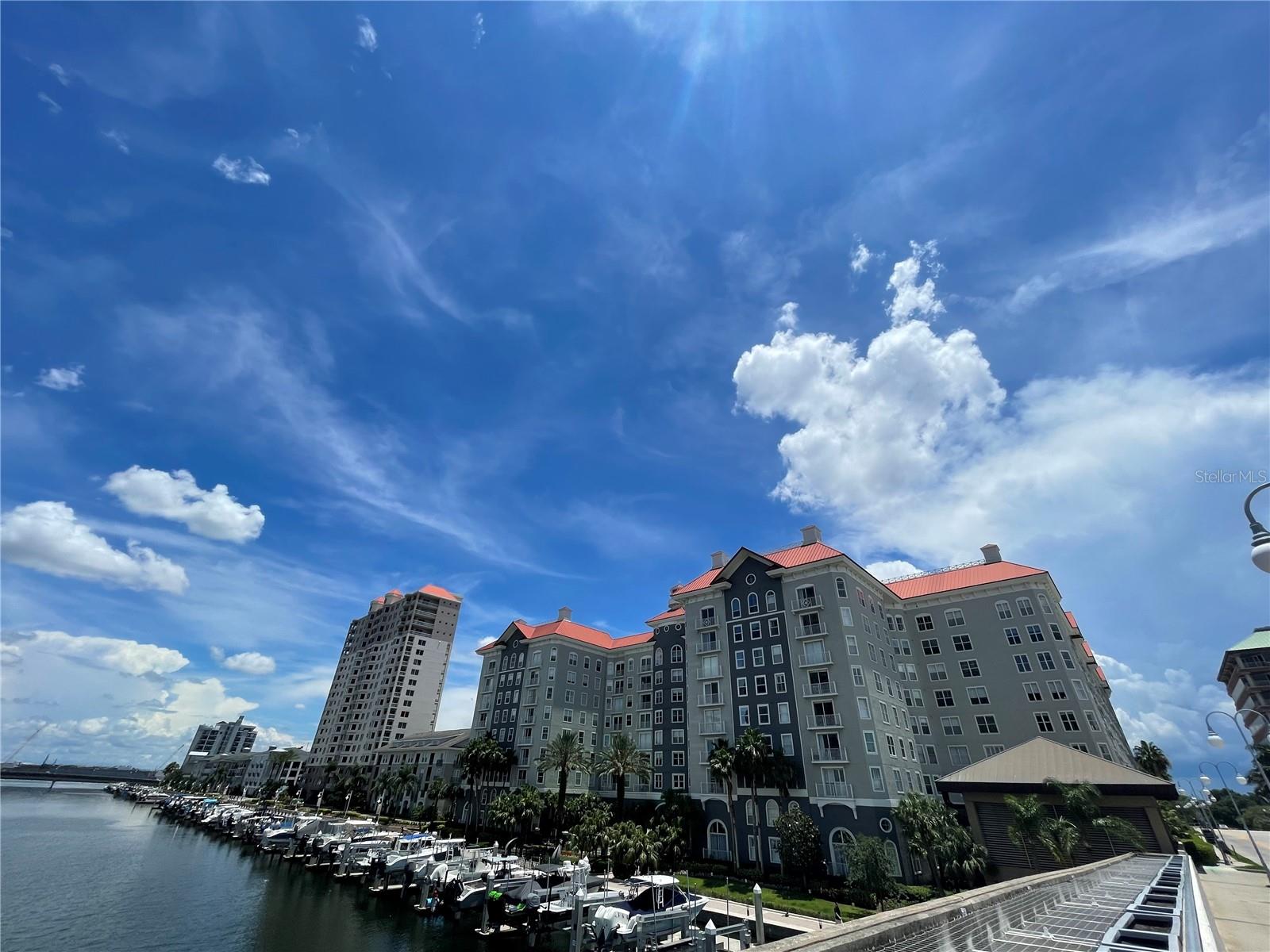 PARKCREST HARBOUR ISLAND CONDO - Residential