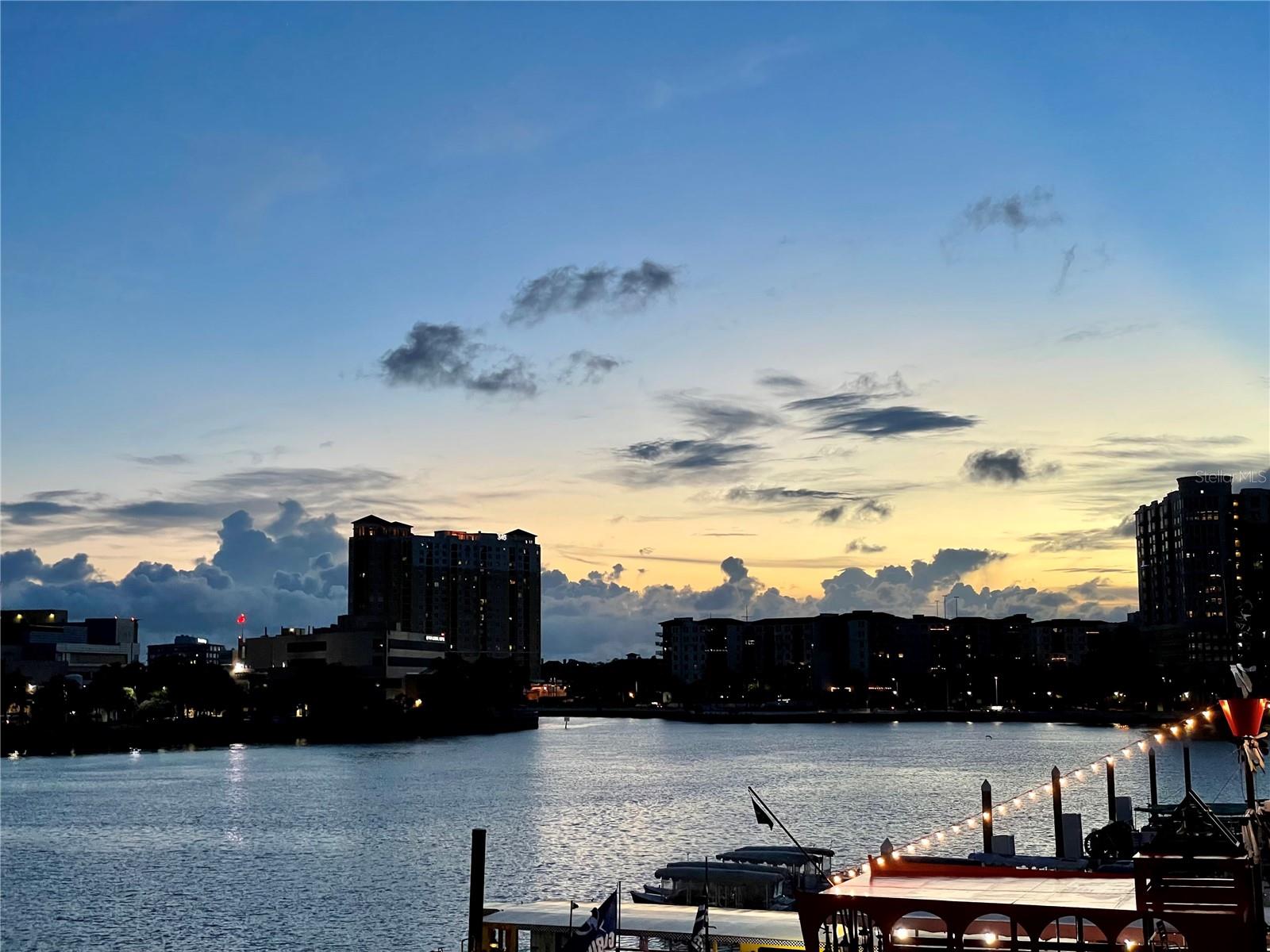 PARKCREST HARBOUR ISLAND CONDO - Residential