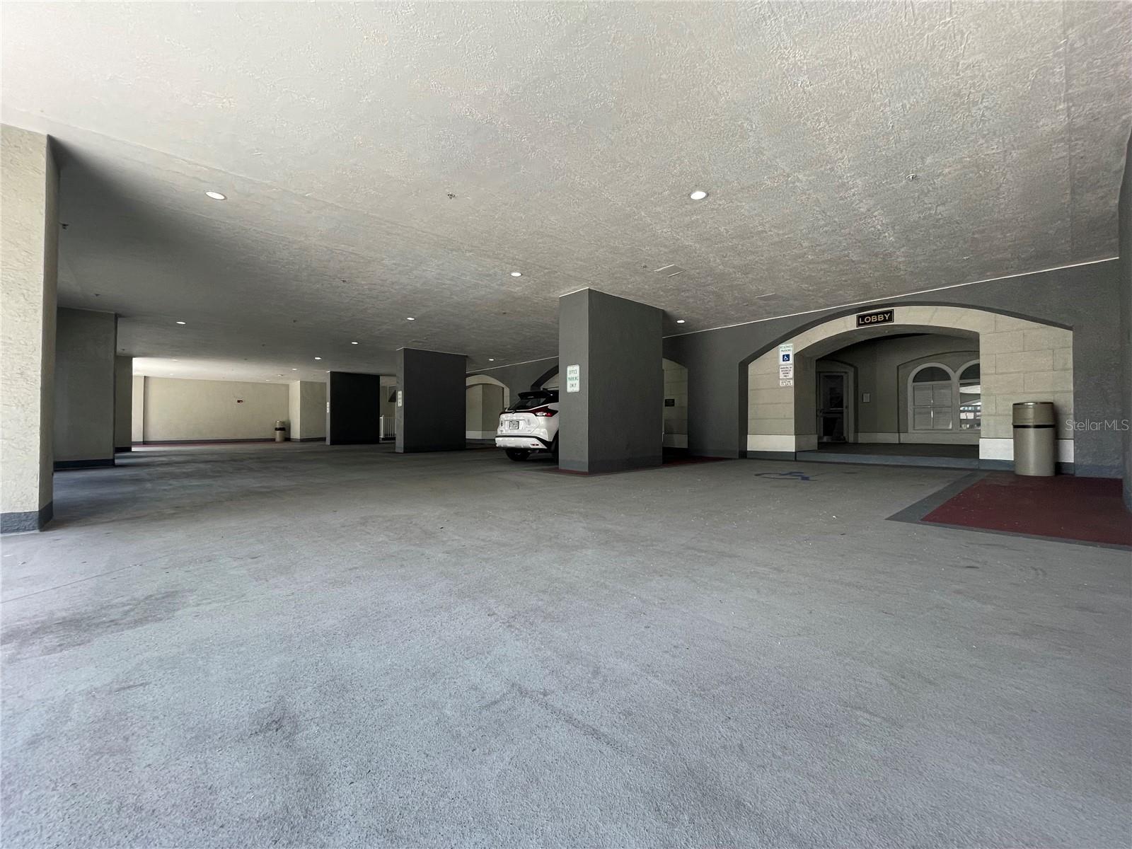 PARKCREST HARBOUR ISLAND CONDO - Residential