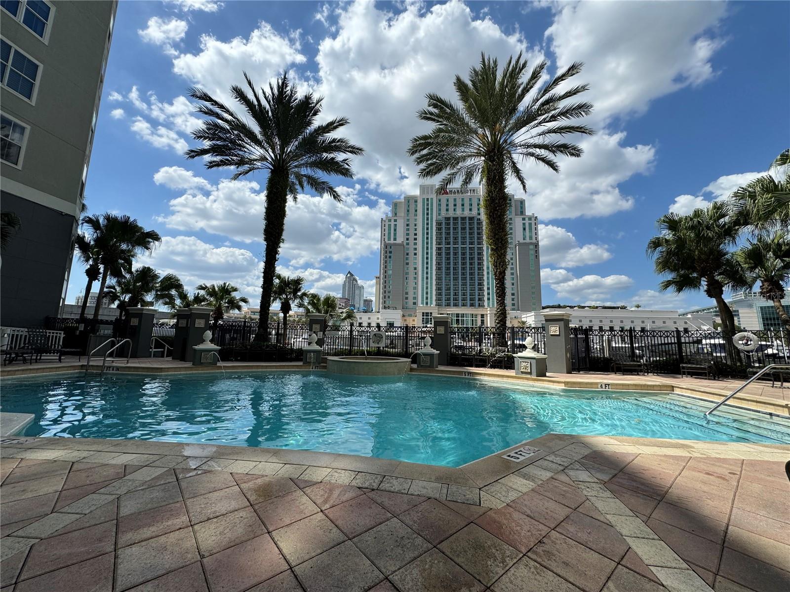 PARKCREST HARBOUR ISLAND CONDO - Residential