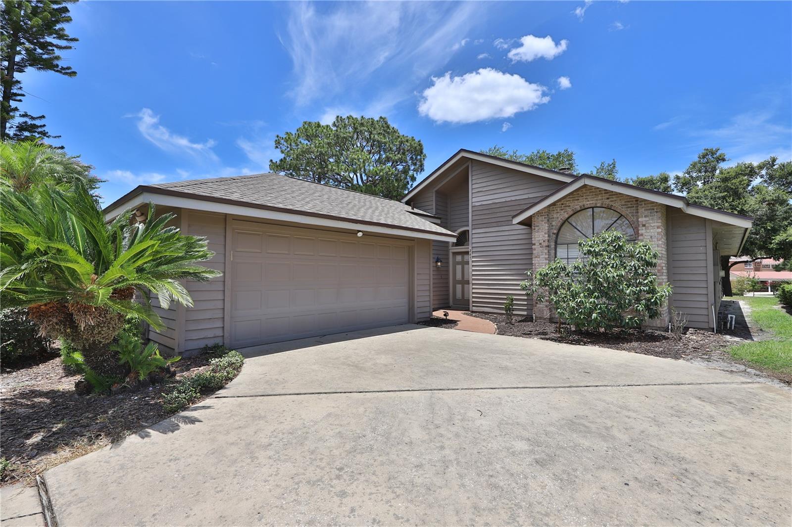 247 W SABAL PALM PLACE