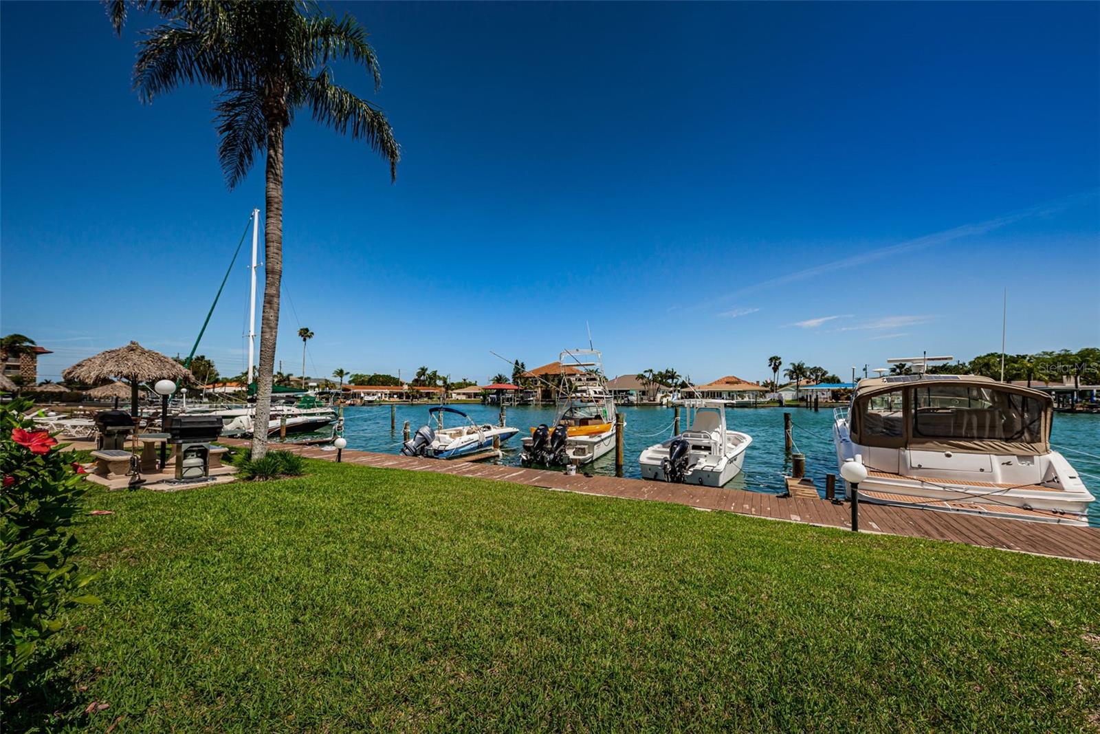 51 ISLAND WAY CONDO - Residential