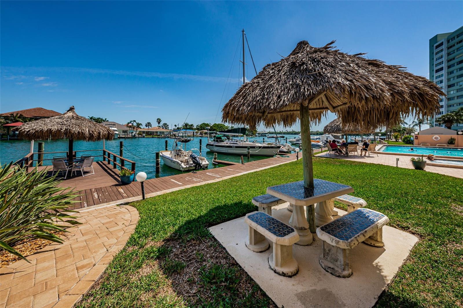 51 ISLAND WAY CONDO - Residential
