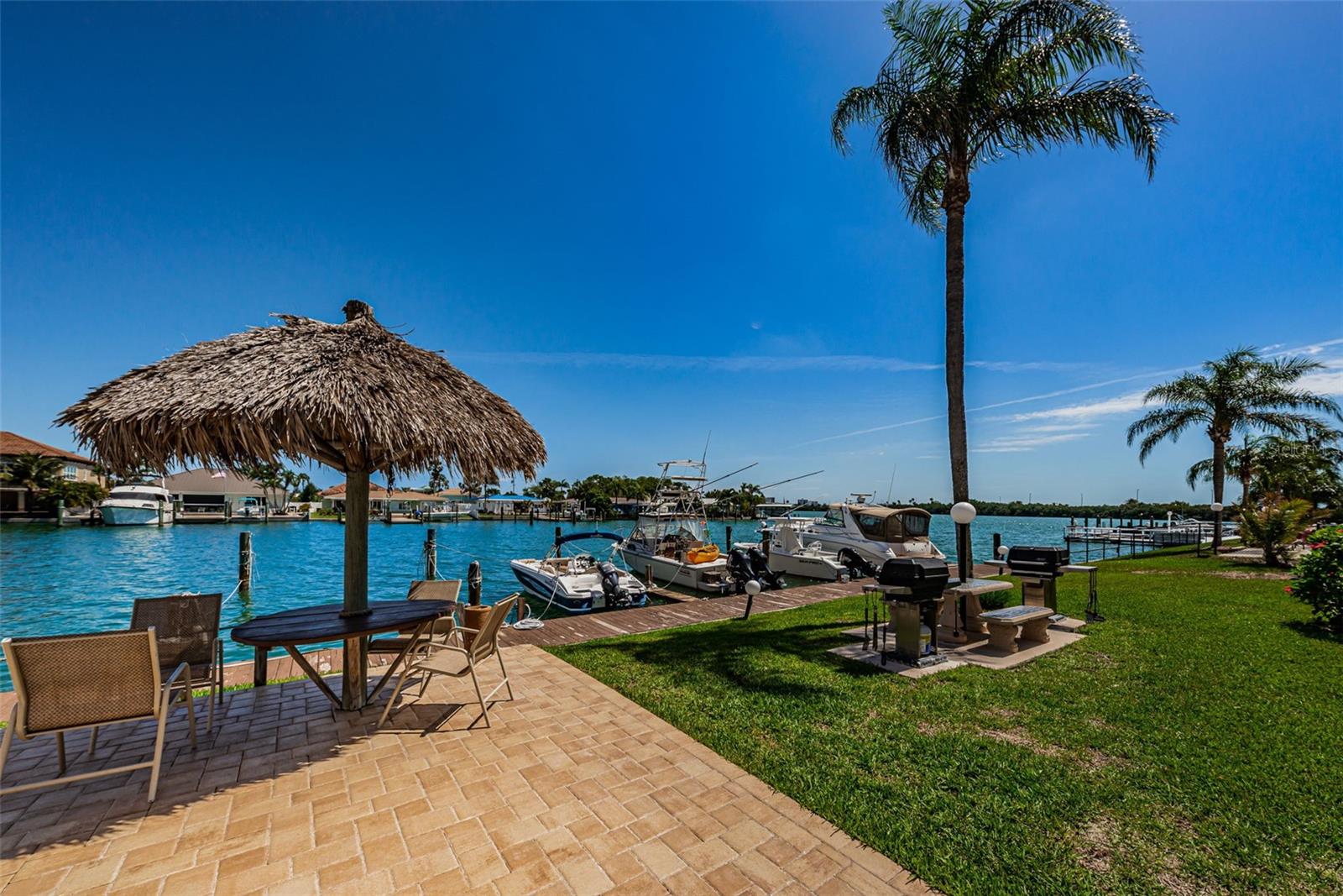 51 ISLAND WAY CONDO - Residential