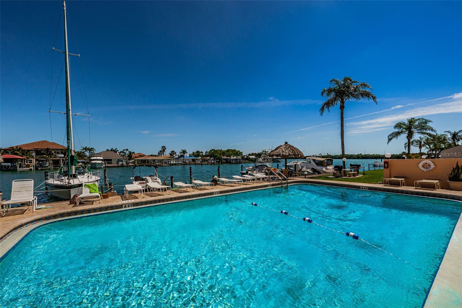 51 ISLAND WAY CONDO - Residential