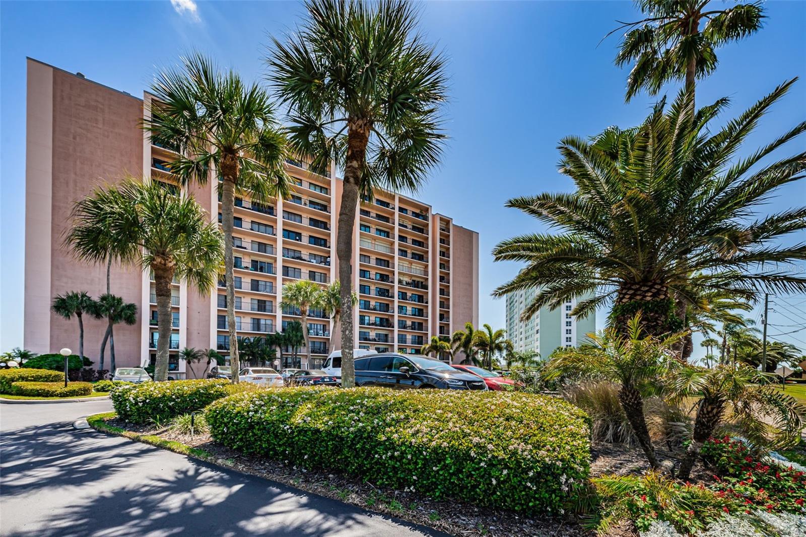 51 ISLAND WAY CONDO - Residential