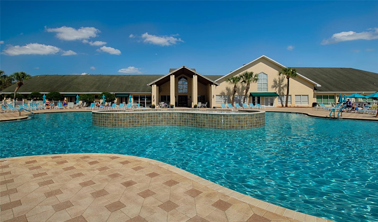 TAMPA BAY GOLF AND TENNIS CLUB - Residential