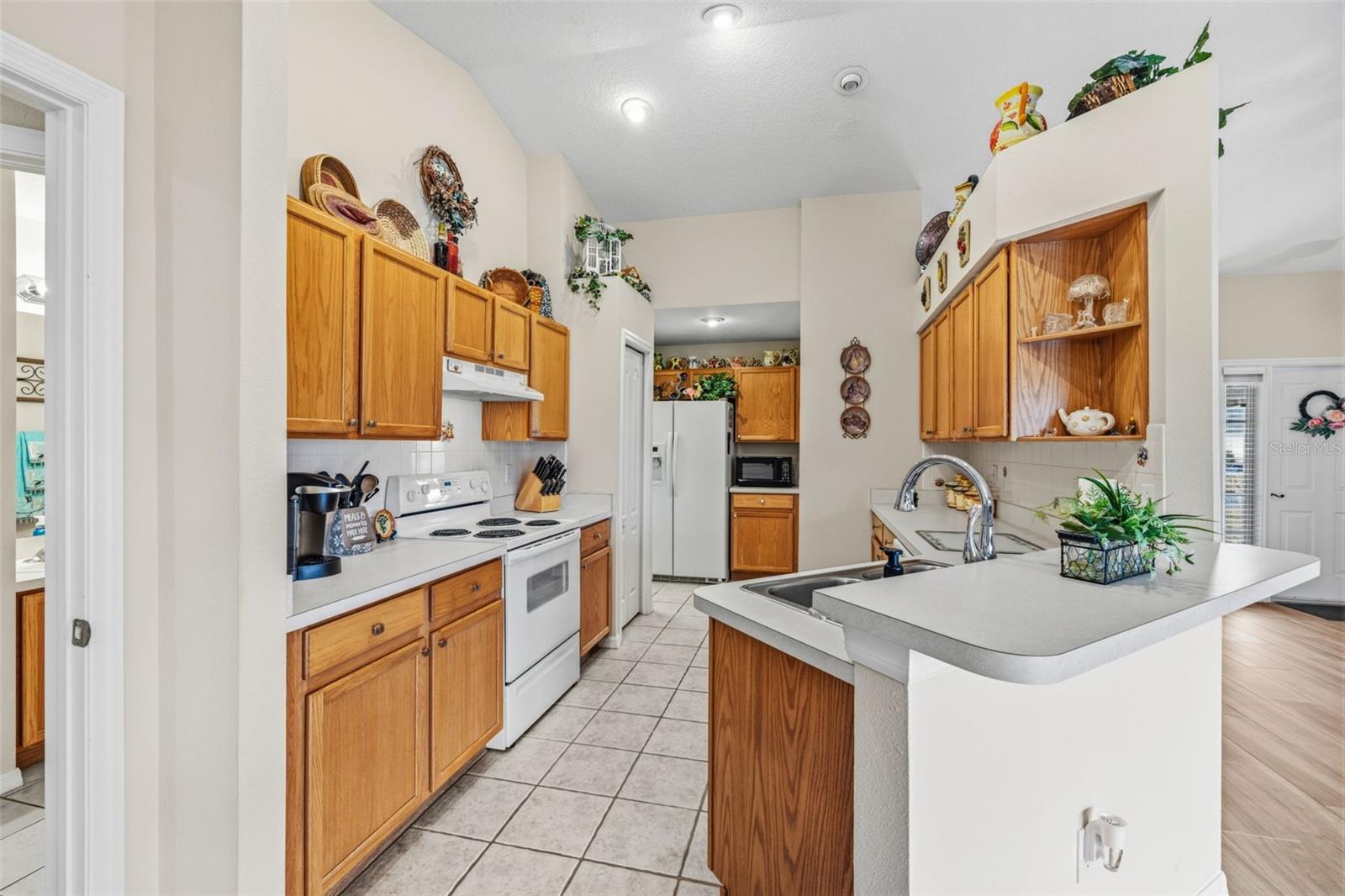 TAMPA BAY GOLF AND TENNIS CLUB - Residential