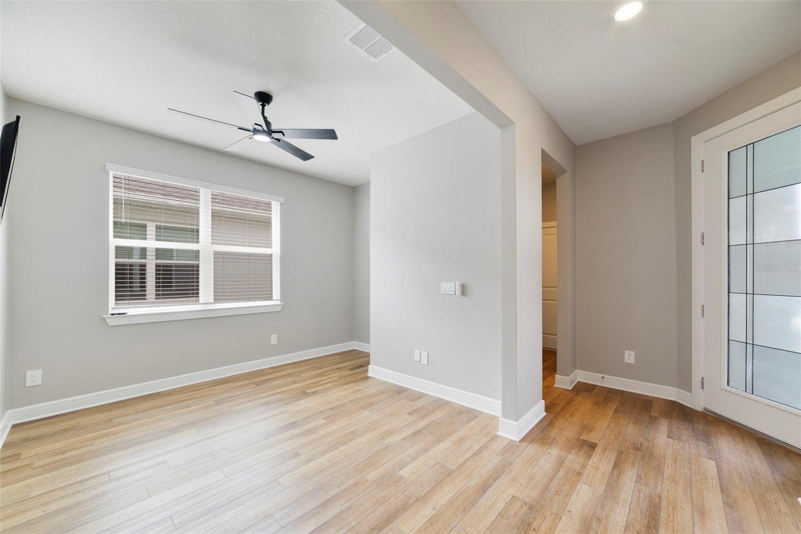 2735 SUMMER RETREAT LANE