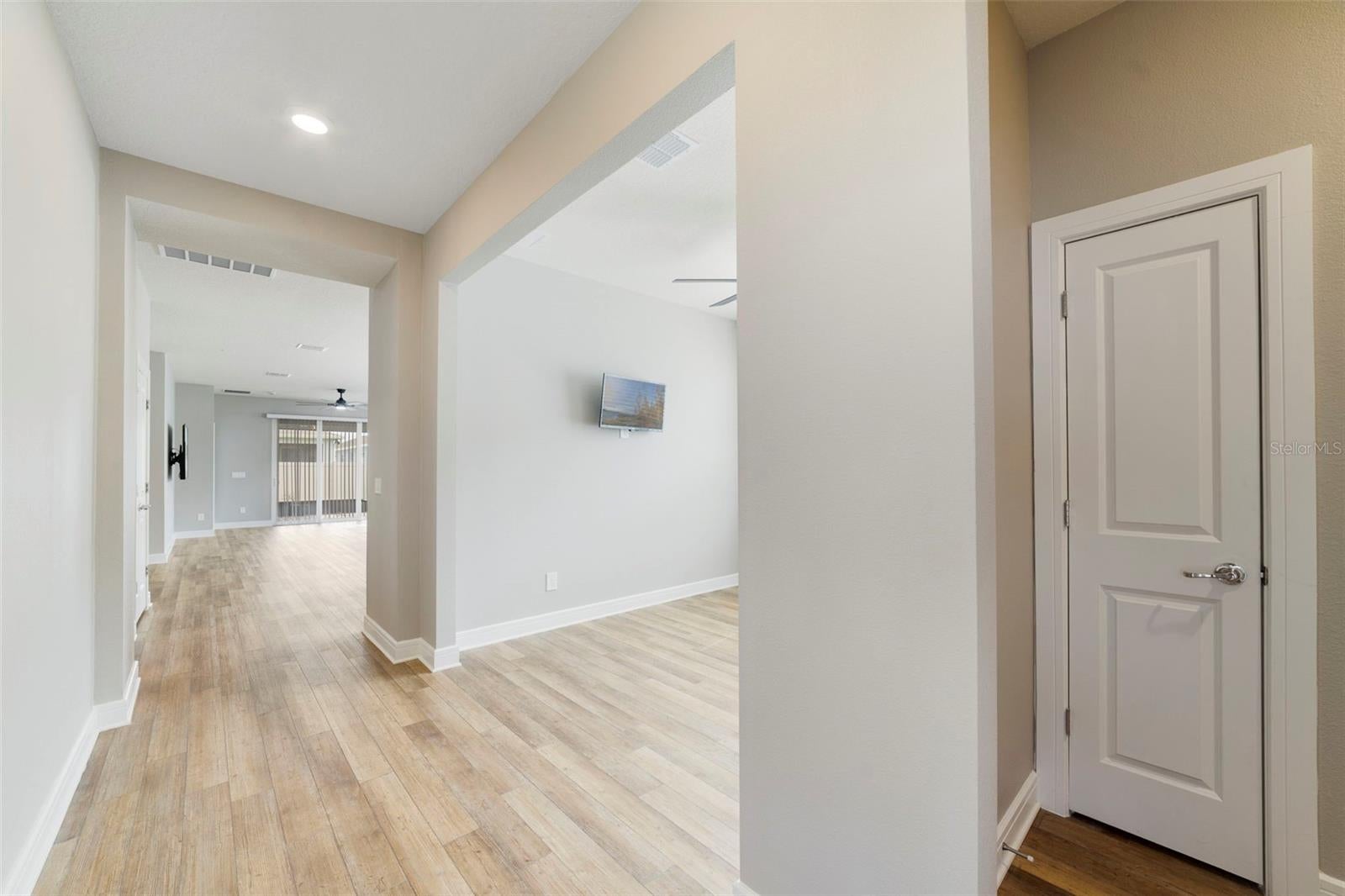 2735 SUMMER RETREAT LANE