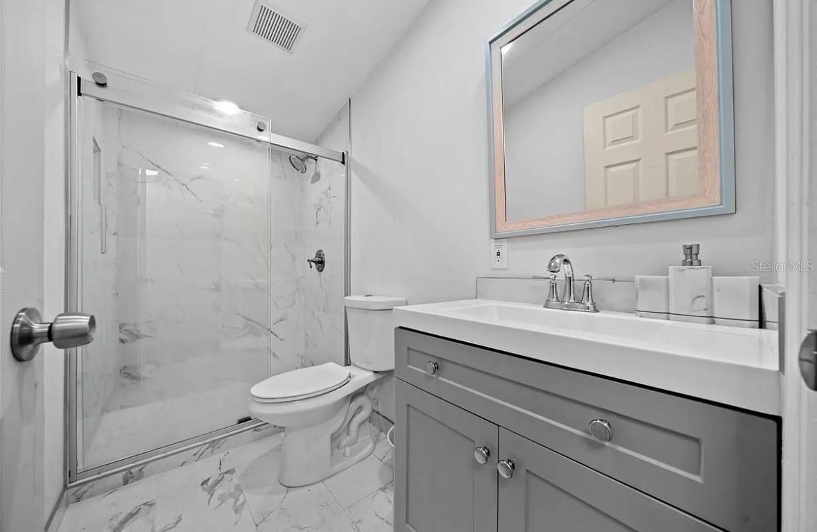 PAYNE ENTERPRISES - Residential Lease