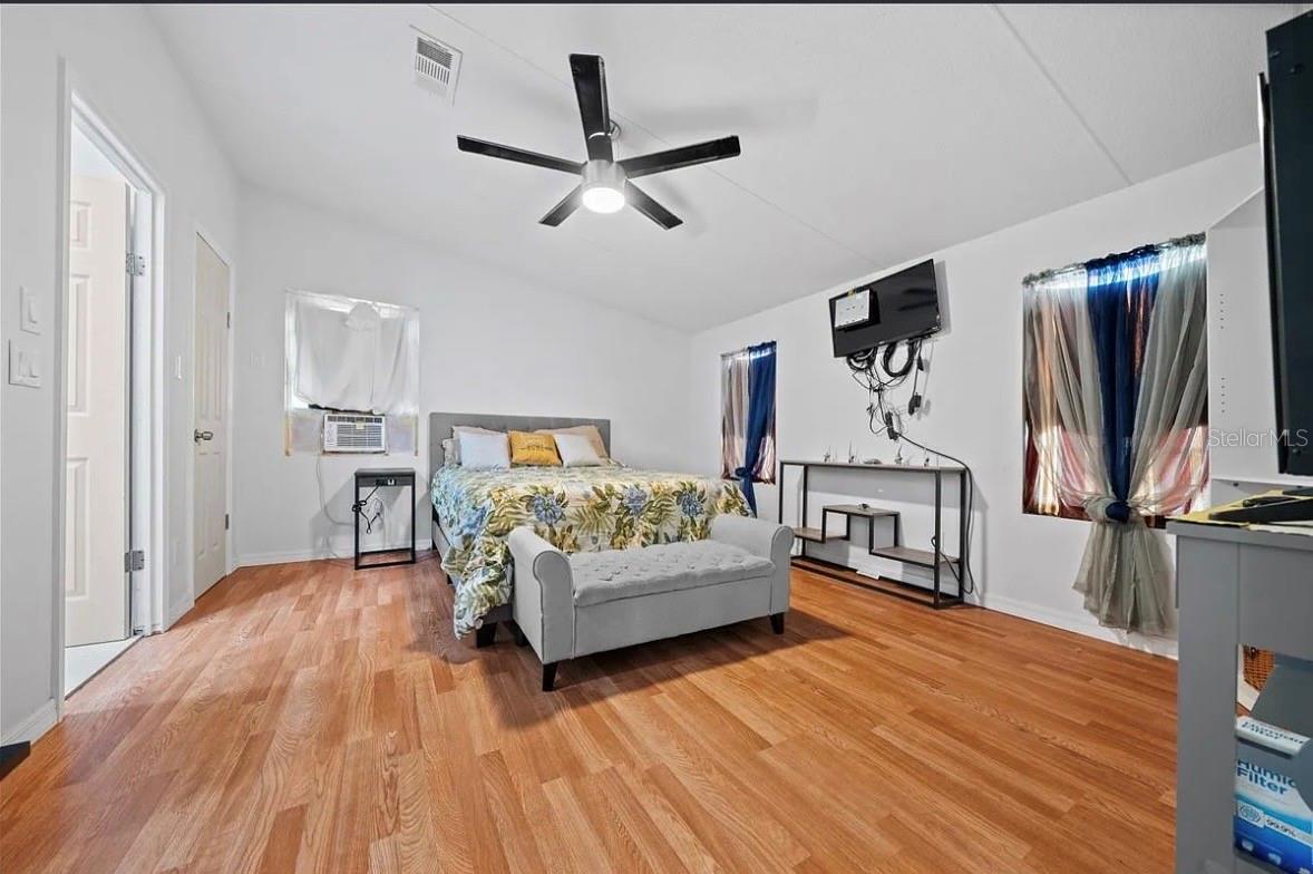 PAYNE ENTERPRISES - Residential Lease