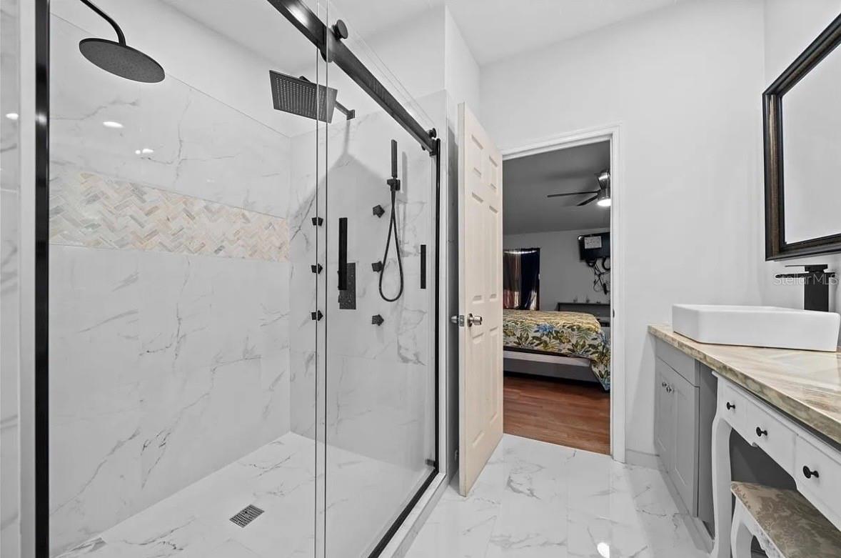 PAYNE ENTERPRISES - Residential Lease