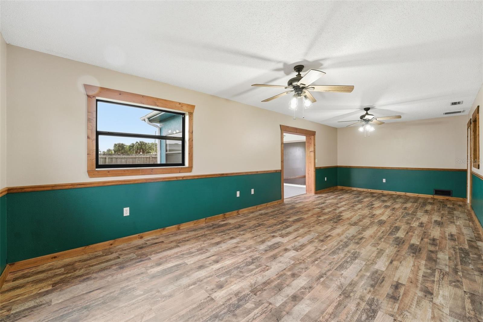 SOUTH VENICE - Residential