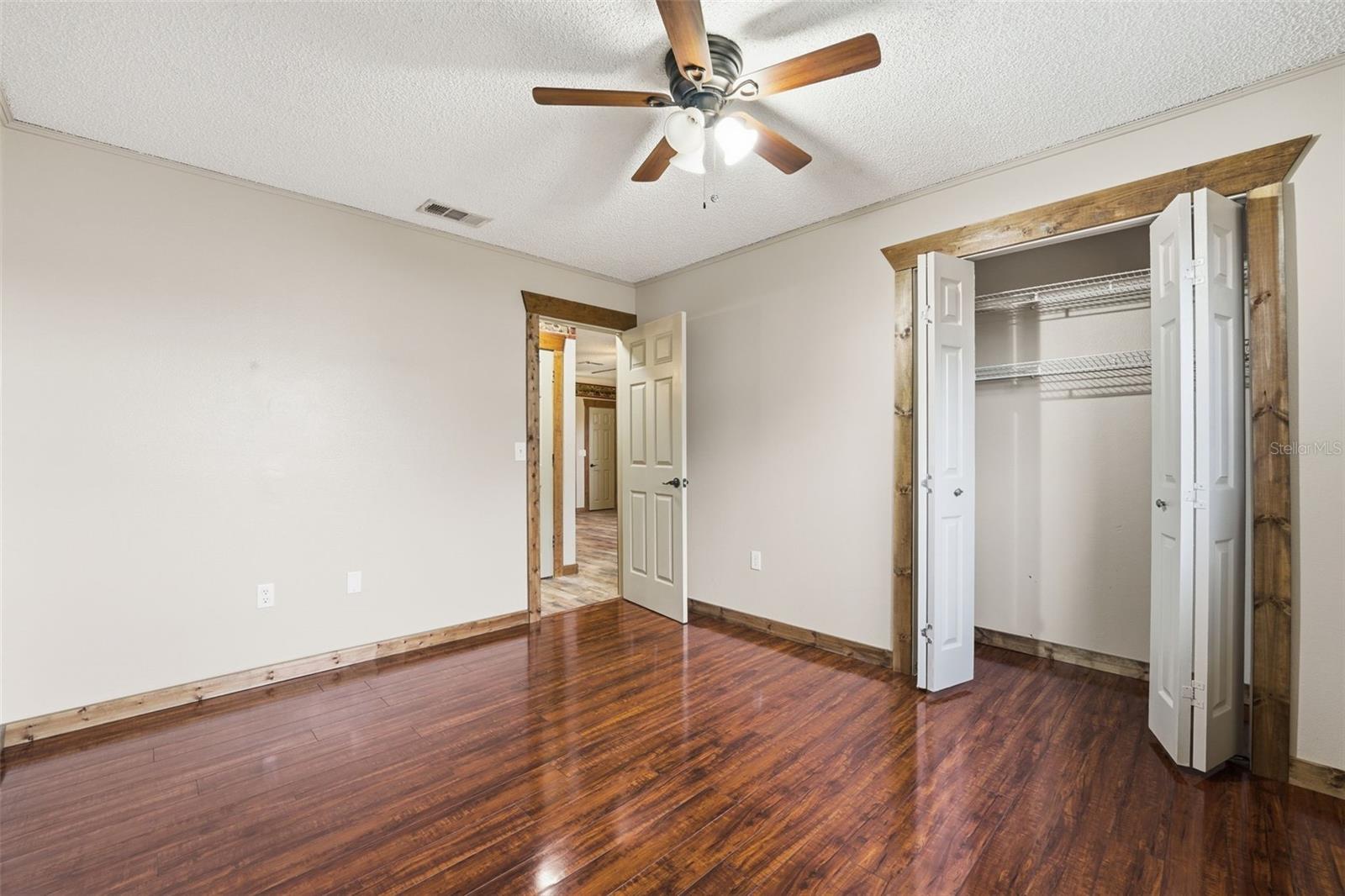 SOUTH VENICE - Residential