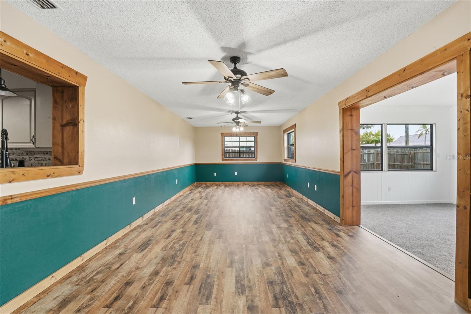 SOUTH VENICE - Residential