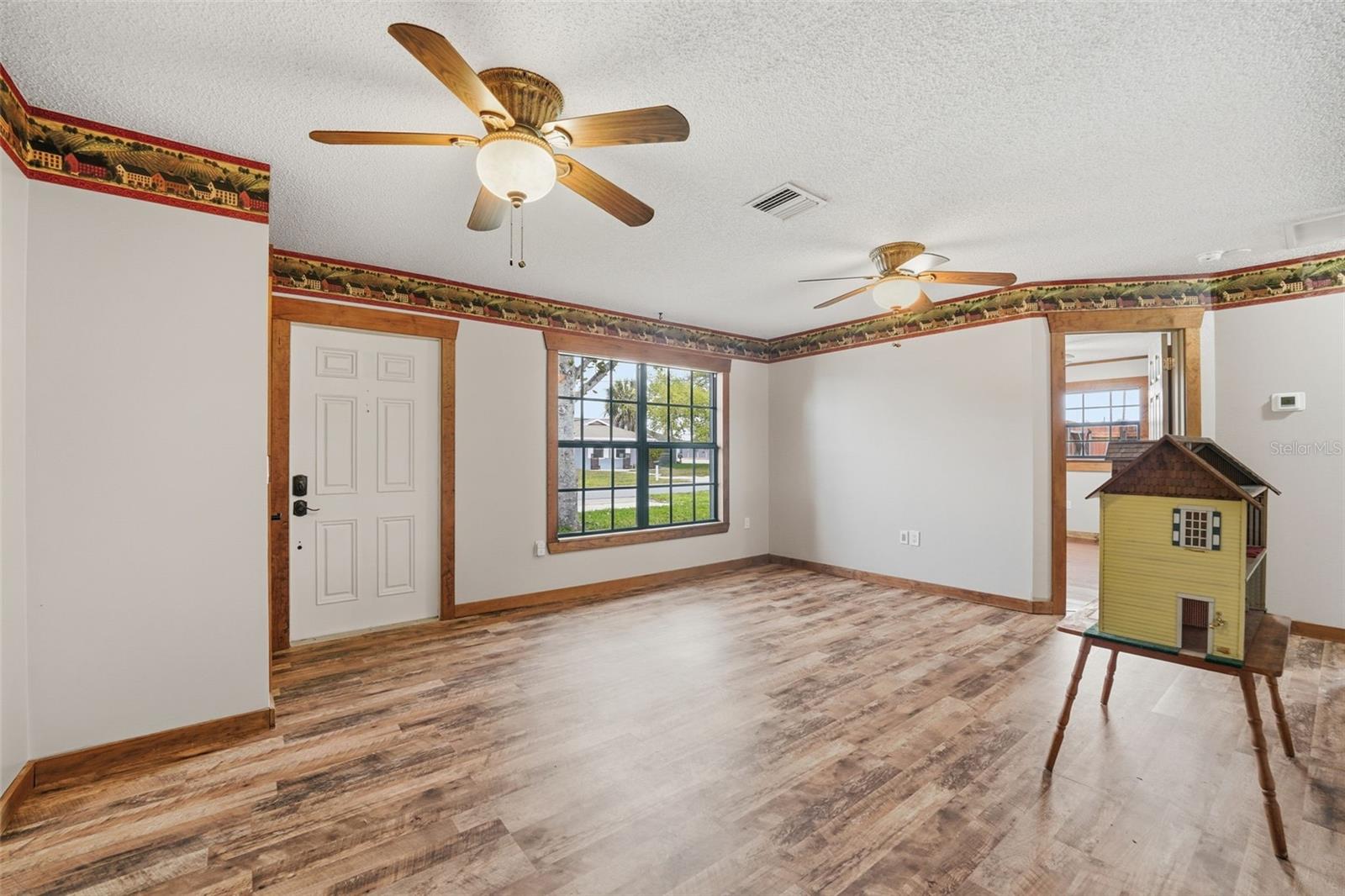 SOUTH VENICE - Residential