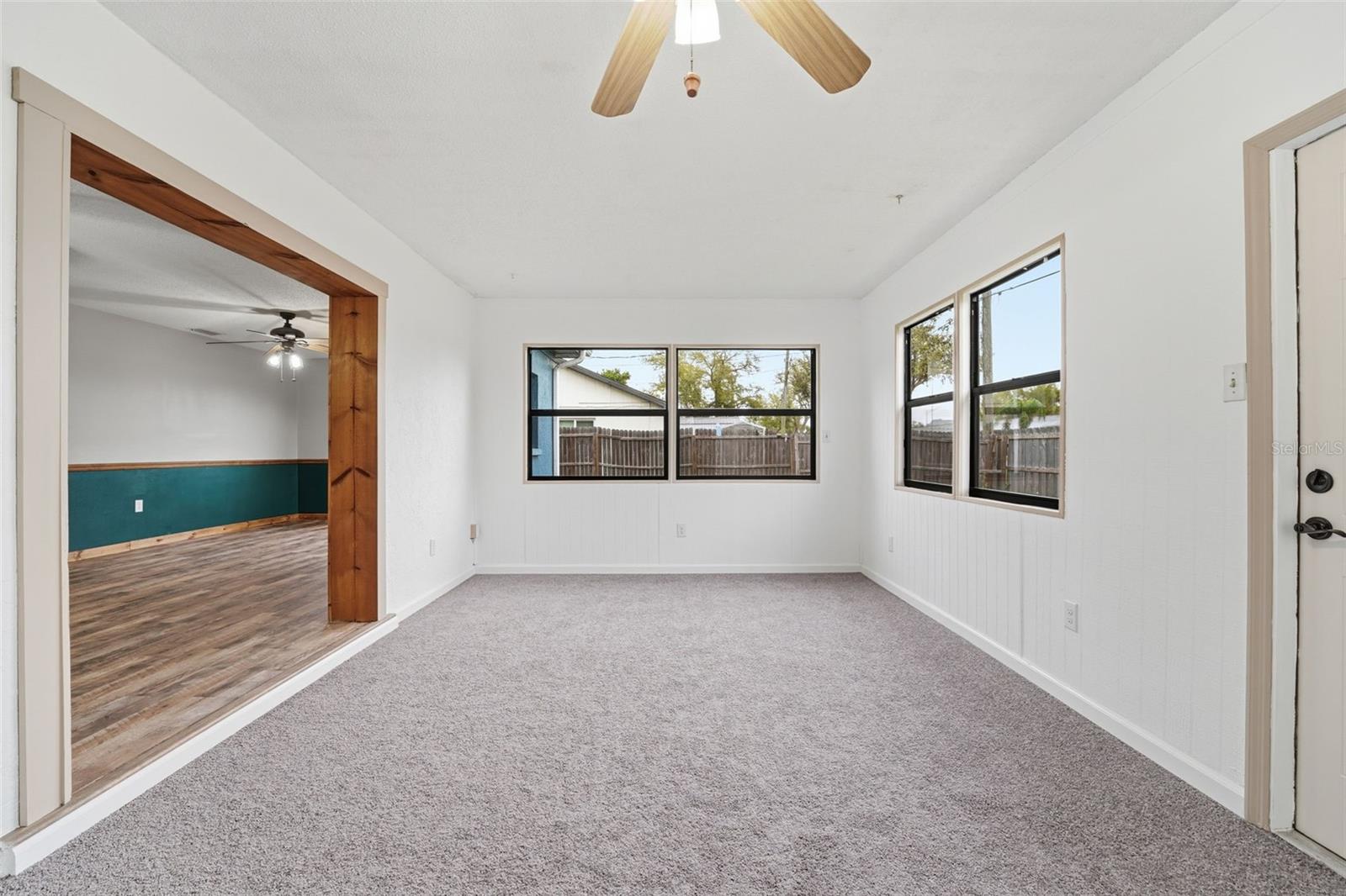 SOUTH VENICE - Residential