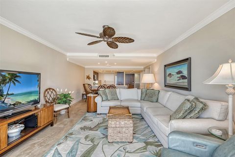 A home in LONGBOAT KEY