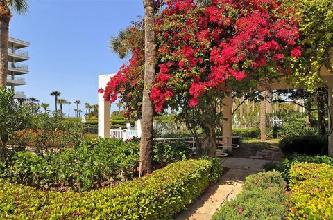 A home in LONGBOAT KEY