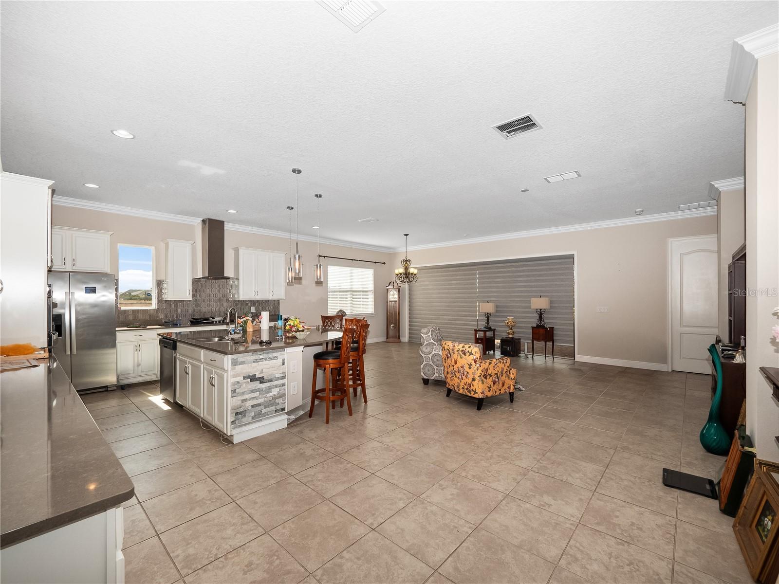 TWIN LAKES PH 1 - Residential