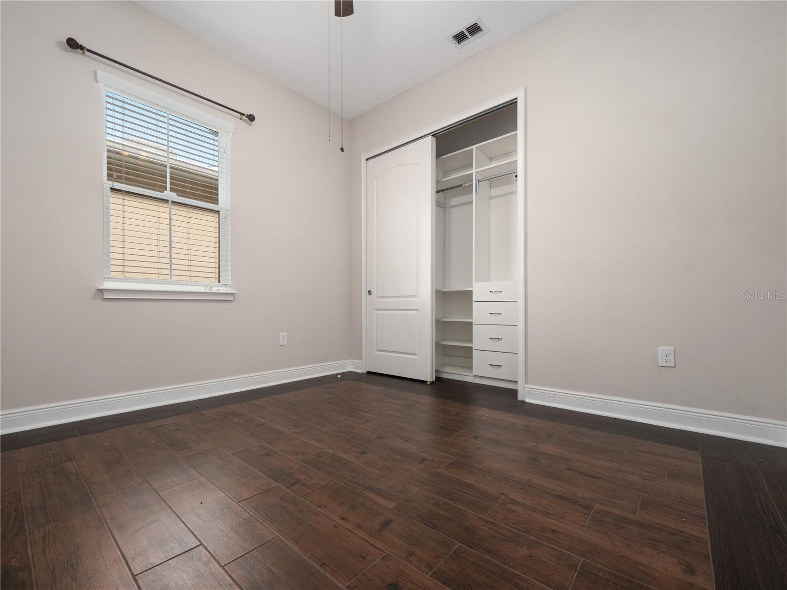 TWIN LAKES PH 1 - Residential