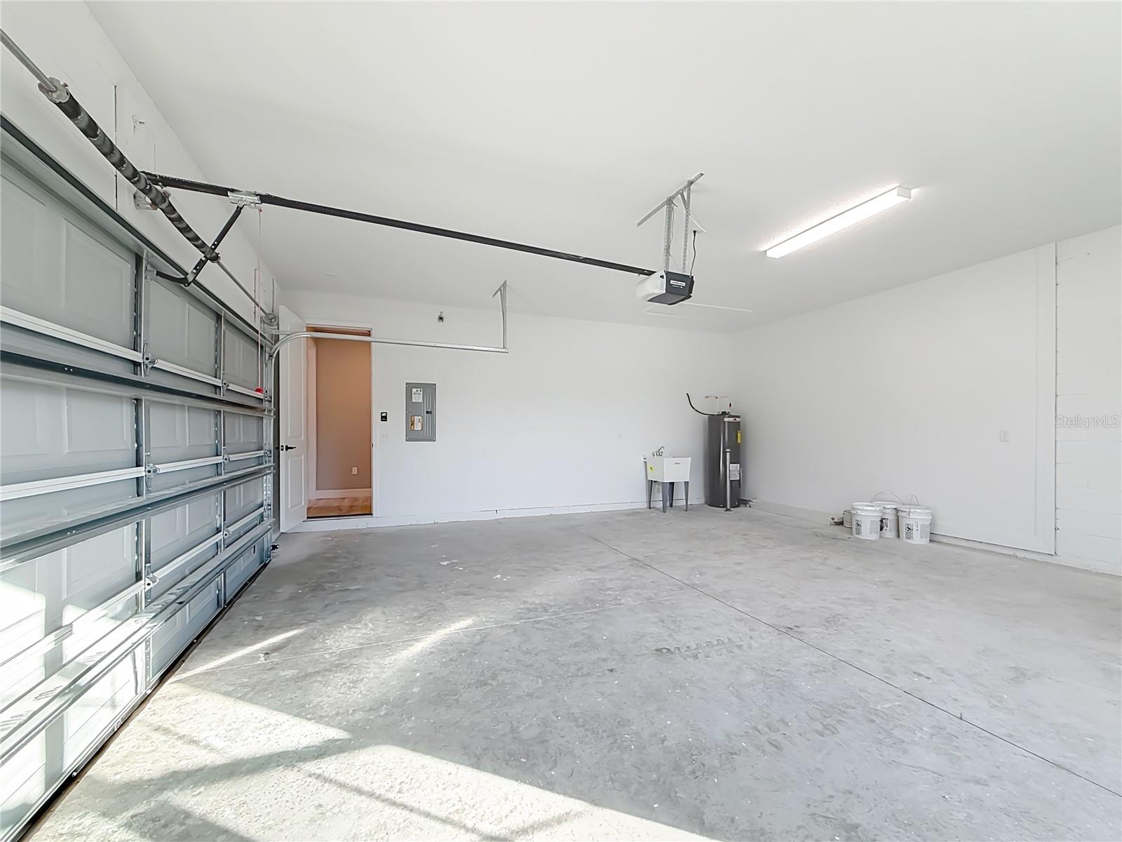 MARION OAKS UN TEN - Residential