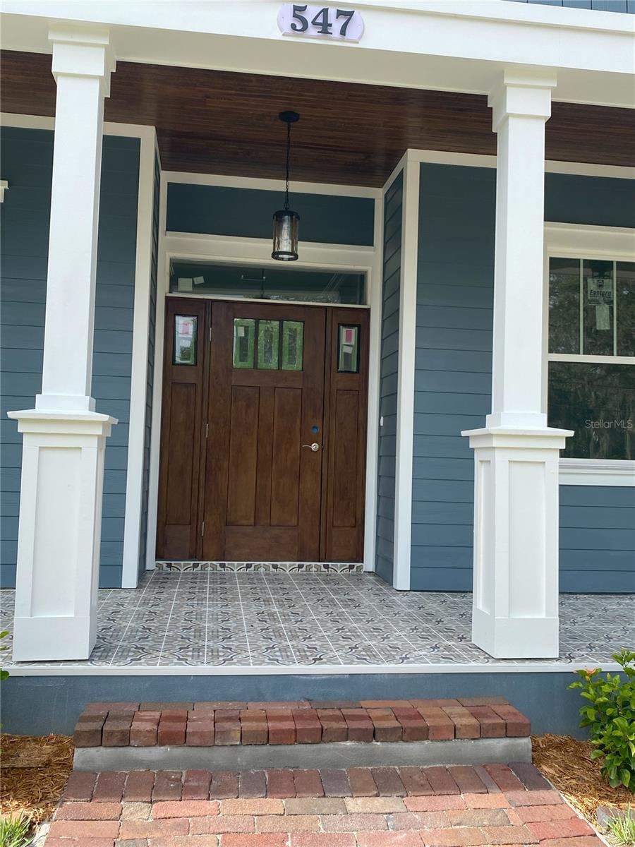 547 DIVISION STREET