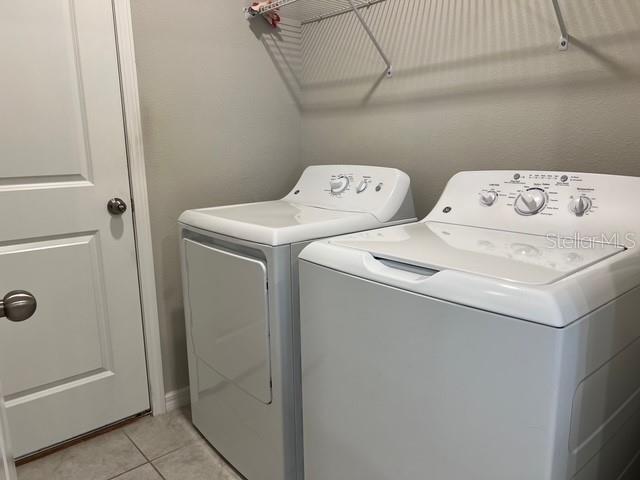 LAKESIDE PH 4 - Residential Lease