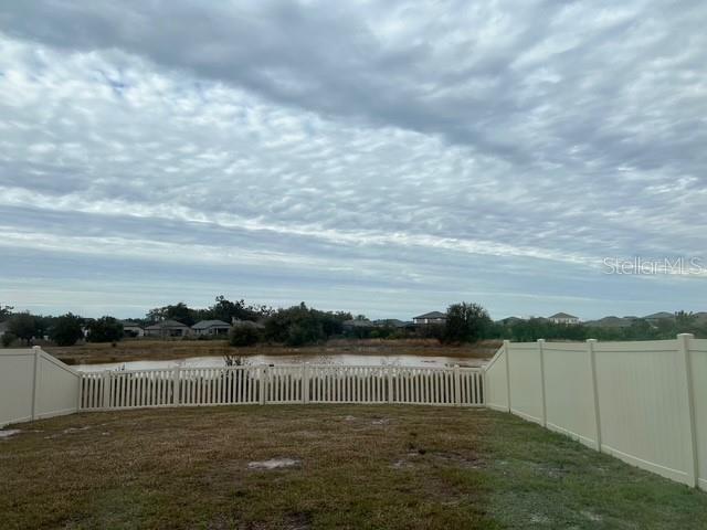 LAKESIDE PH 4 - Residential Lease