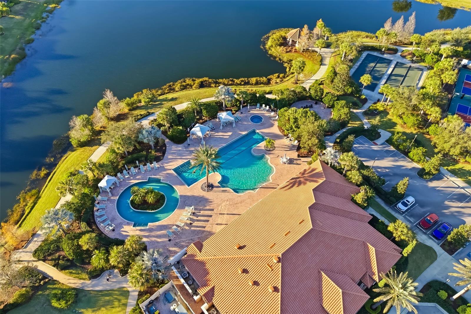 ESPLANADE PH I SUBPHASE H & I - Residential