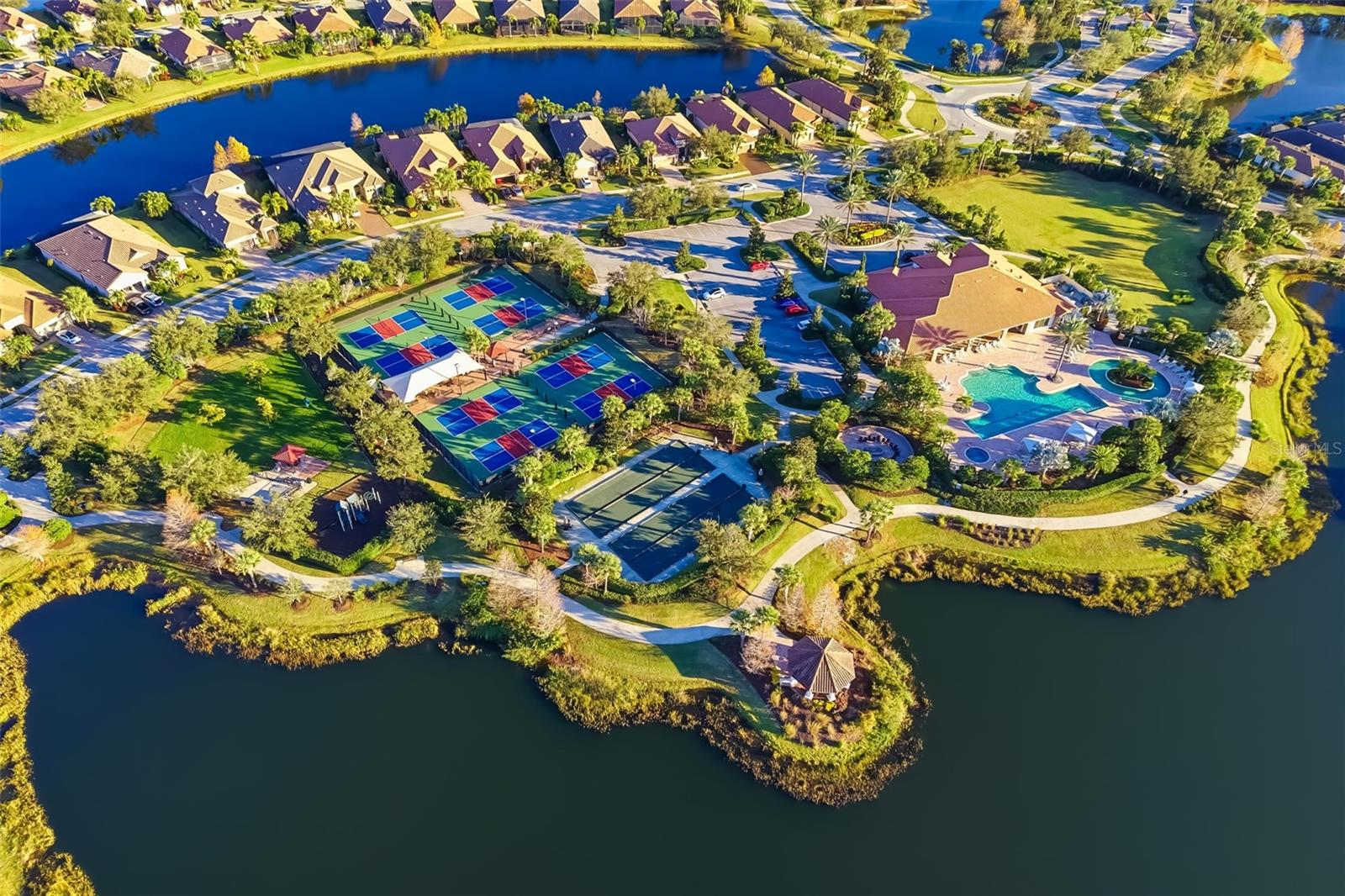 ESPLANADE PH I SUBPHASE H & I - Residential