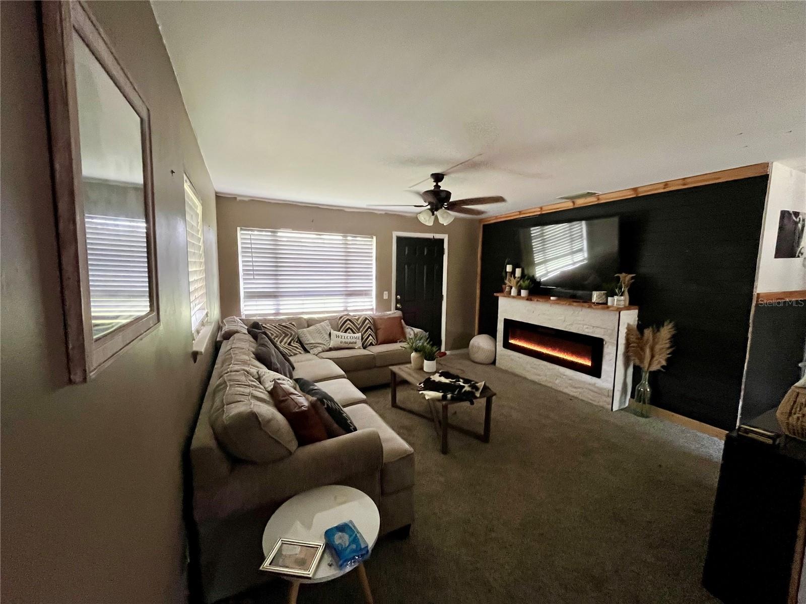 708 LAKE SHORE DRIVE