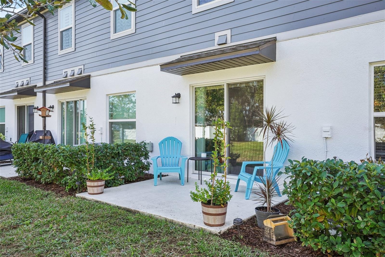 TOWNS AT LAKE MONROE COMMONS - Residential