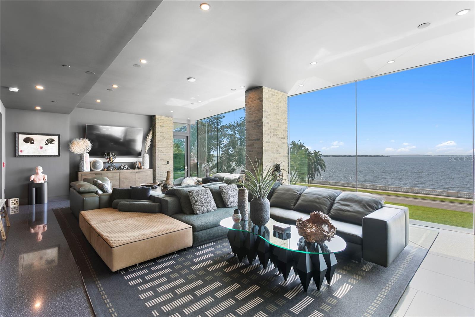 SANCTUARY/ALEXANDRA PLACE - Residential