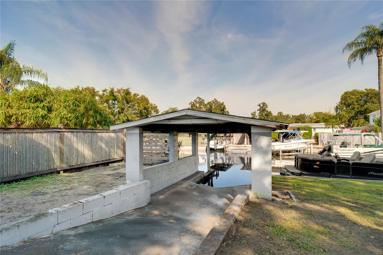 WATERFRONT ESTS 4TH ADD - Residential