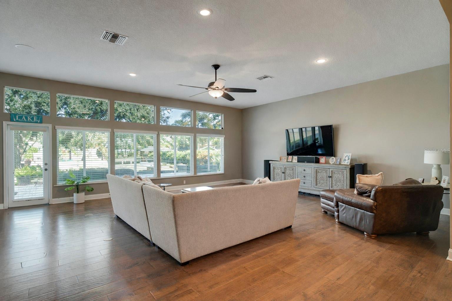 WATERFRONT ESTS 4TH ADD - Residential