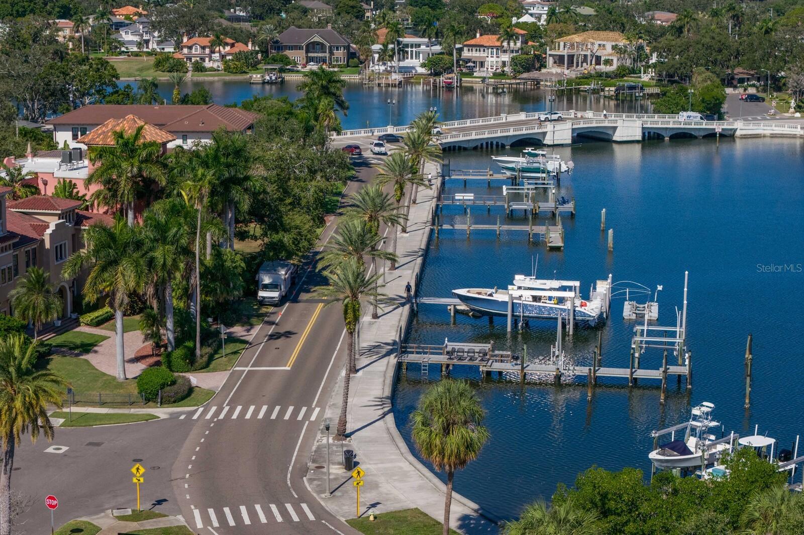 SNELL & HAMLETT'S - Residential