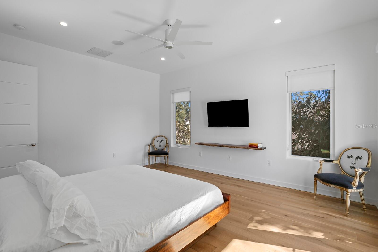 SNELL & HAMLETT'S - Residential