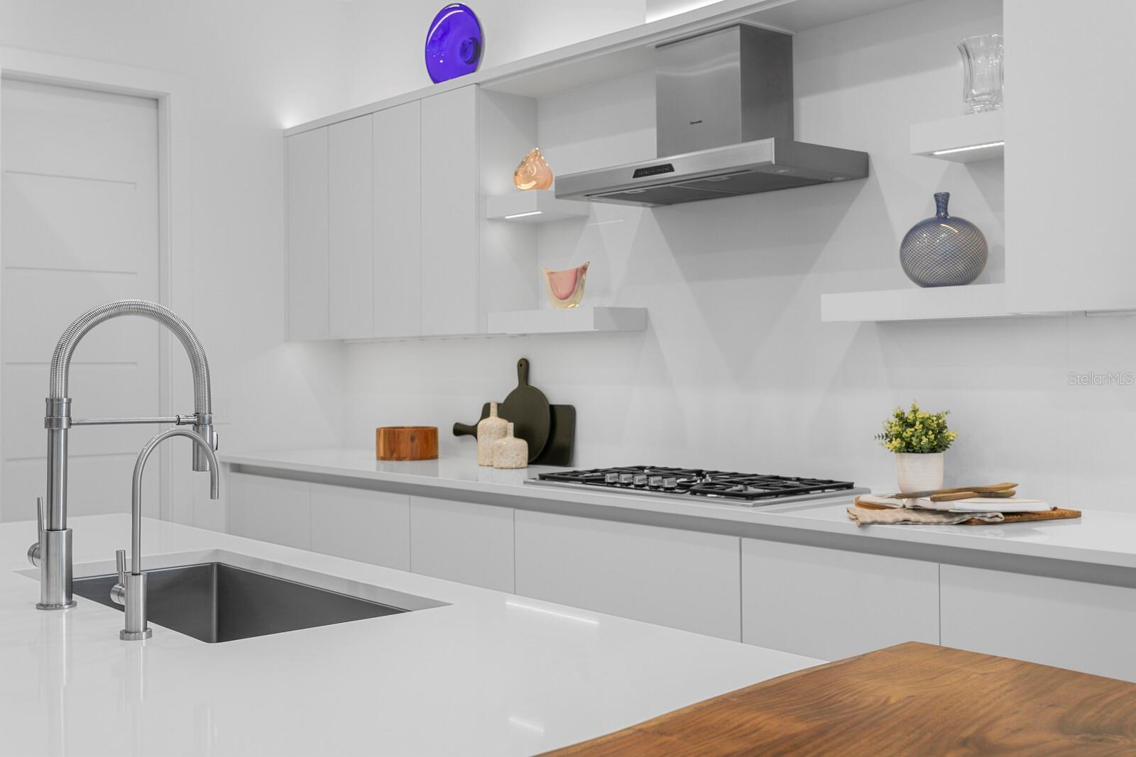 SNELL & HAMLETT'S - Residential