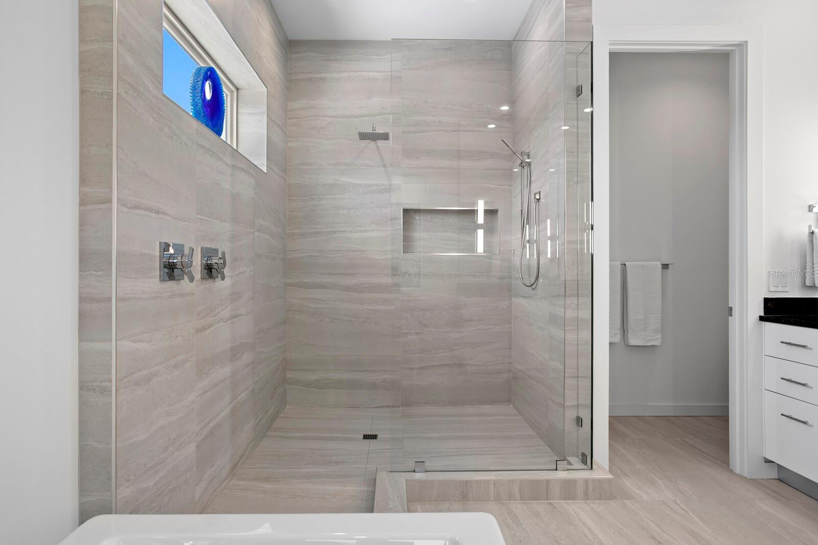 SNELL & HAMLETT'S - Residential