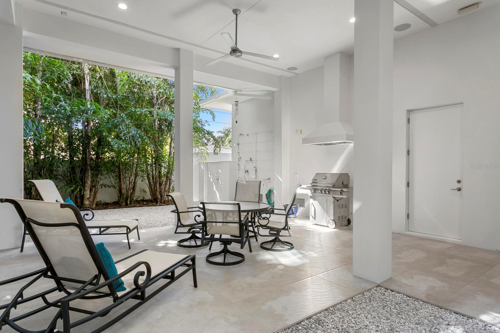 SNELL & HAMLETT'S - Residential