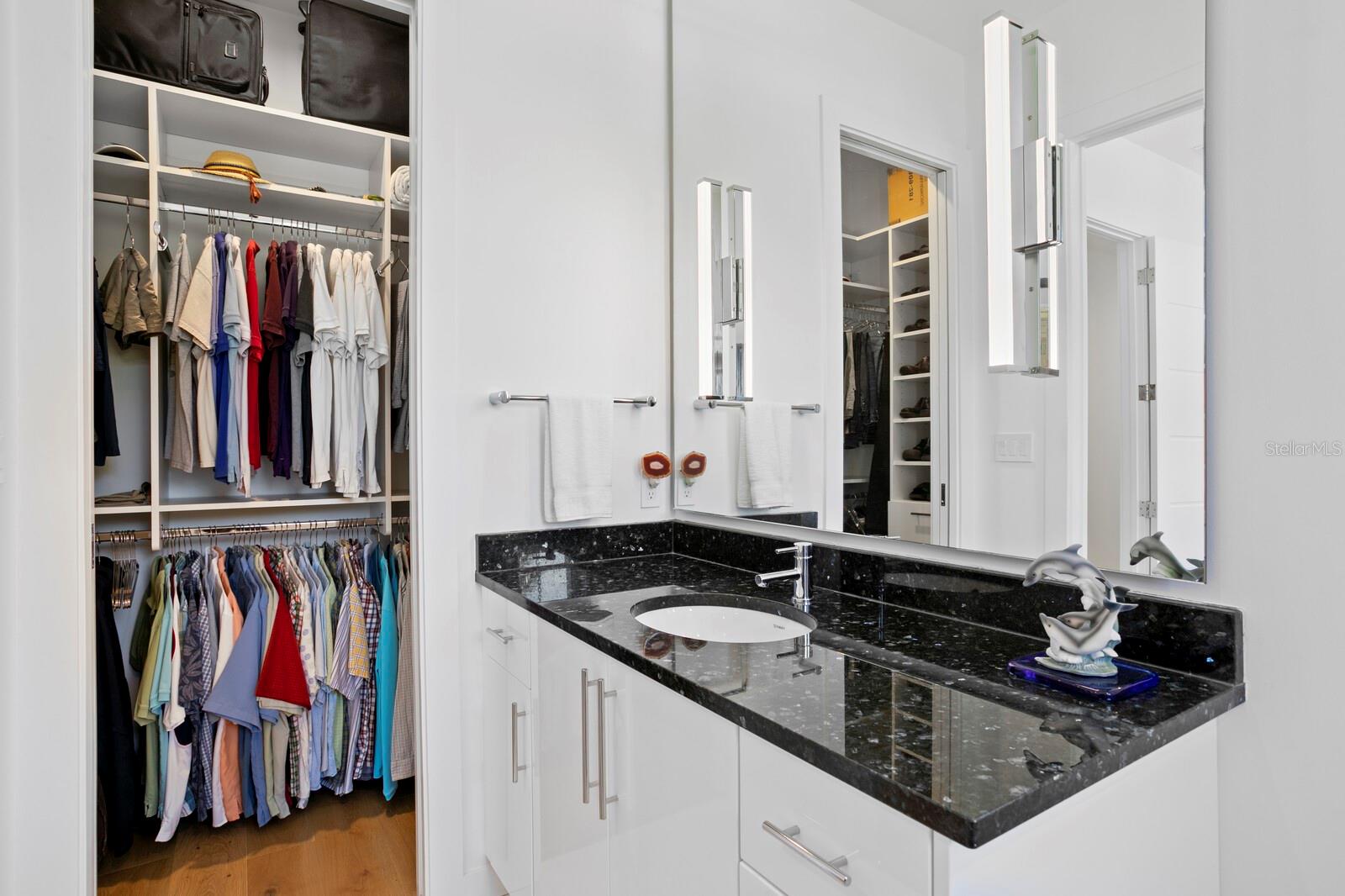 SNELL & HAMLETT'S - Residential