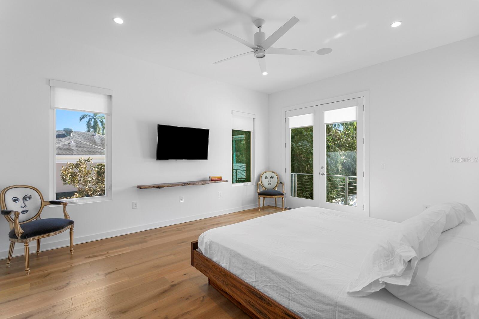 SNELL & HAMLETT'S - Residential