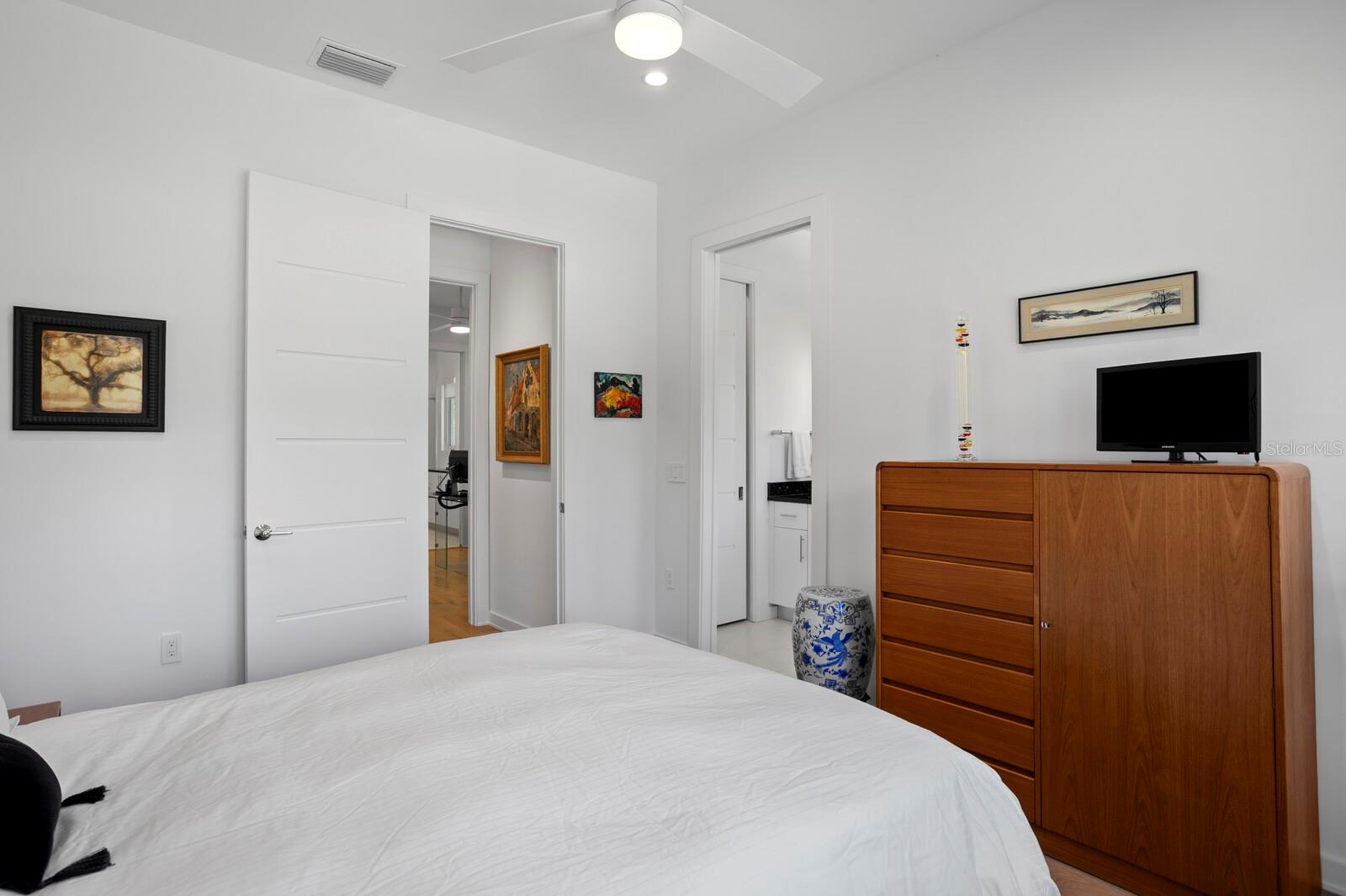 SNELL & HAMLETT'S - Residential