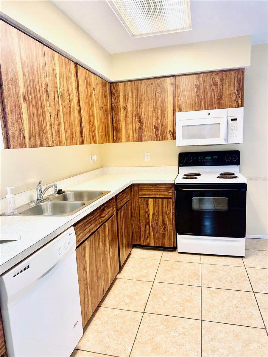 CORDOVA GARDENS - Residential