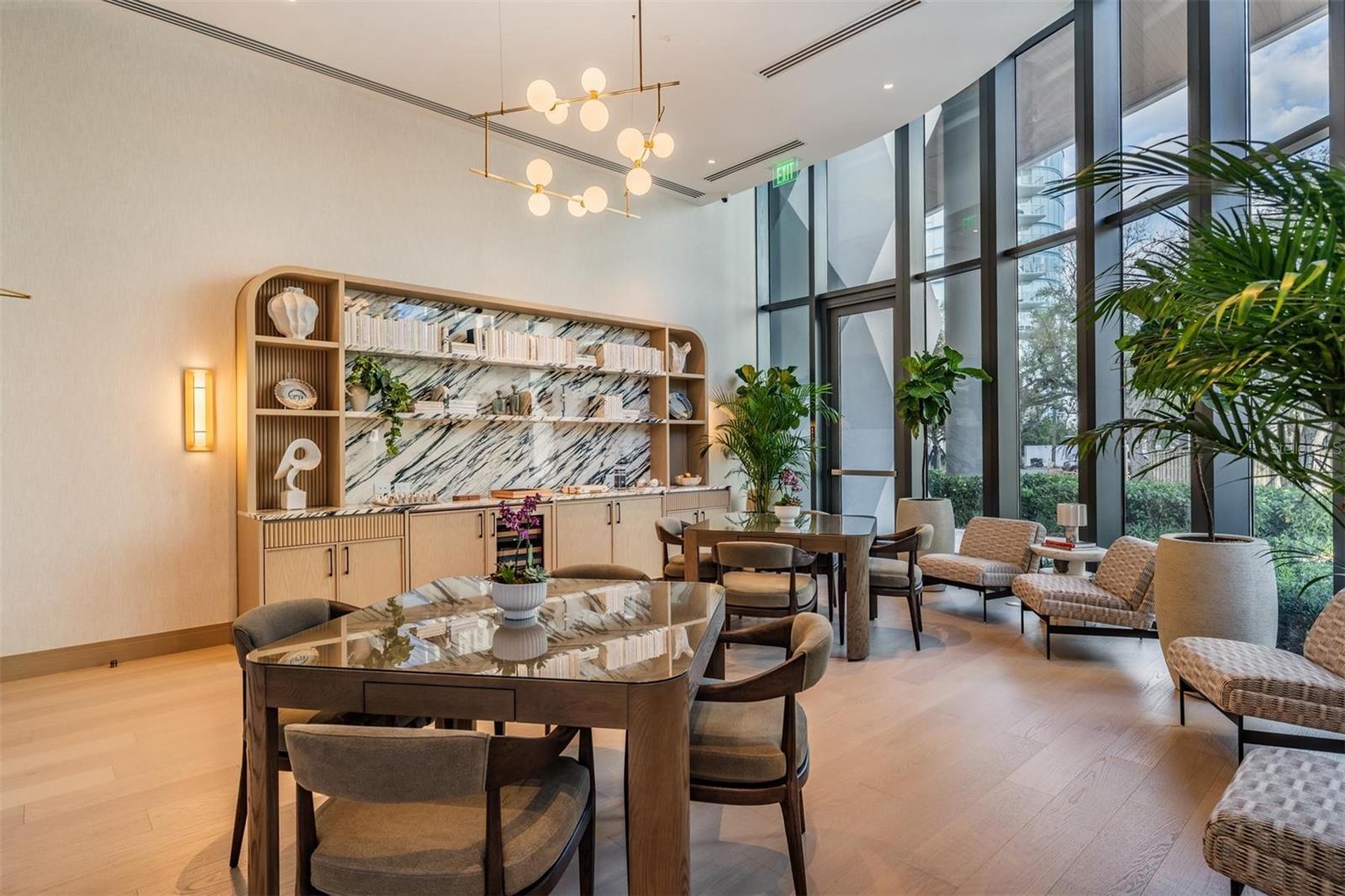 THE RITZ-CARLTON RESIDENCES - Residential