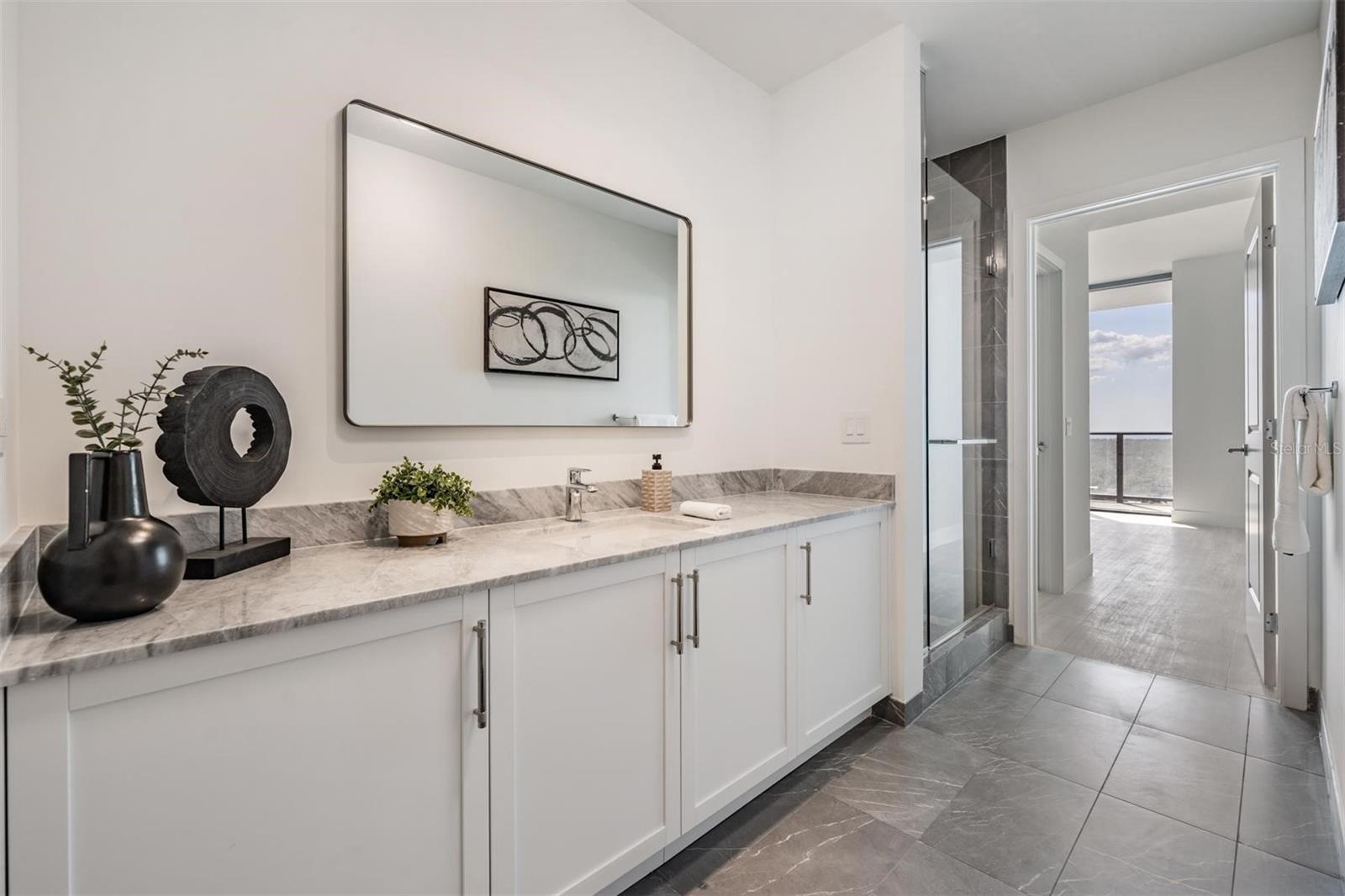 THE RITZ-CARLTON RESIDENCES - Residential